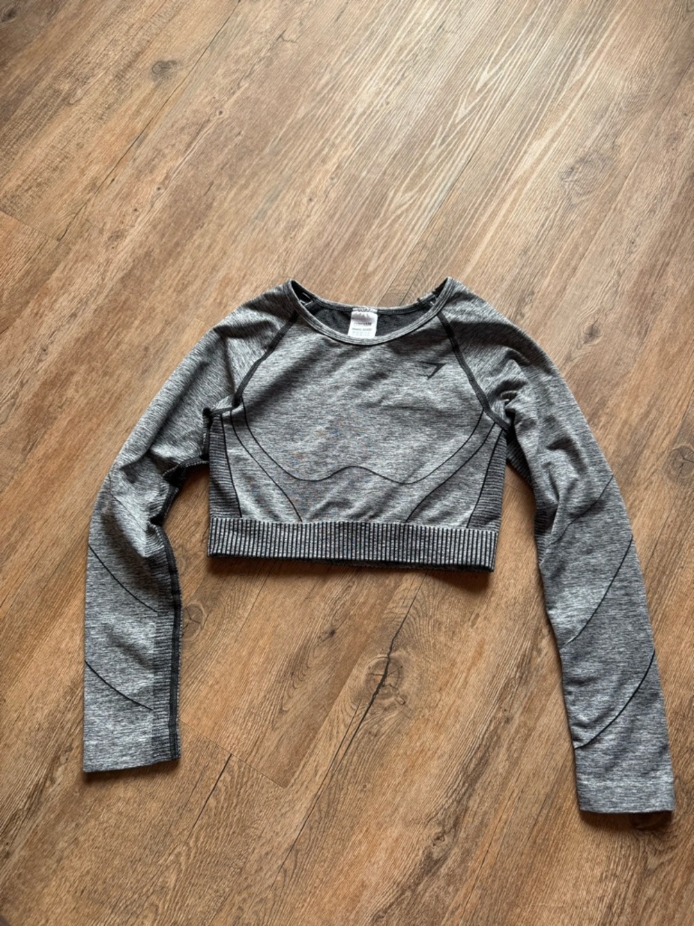 Gymshark Heathered Gray Cropped Long Sleeve Top